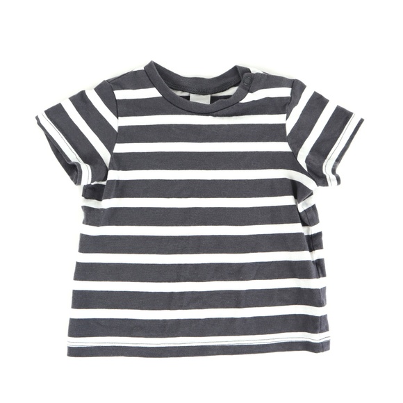 H&M tee, size 4-6M - Picture 1 of 4